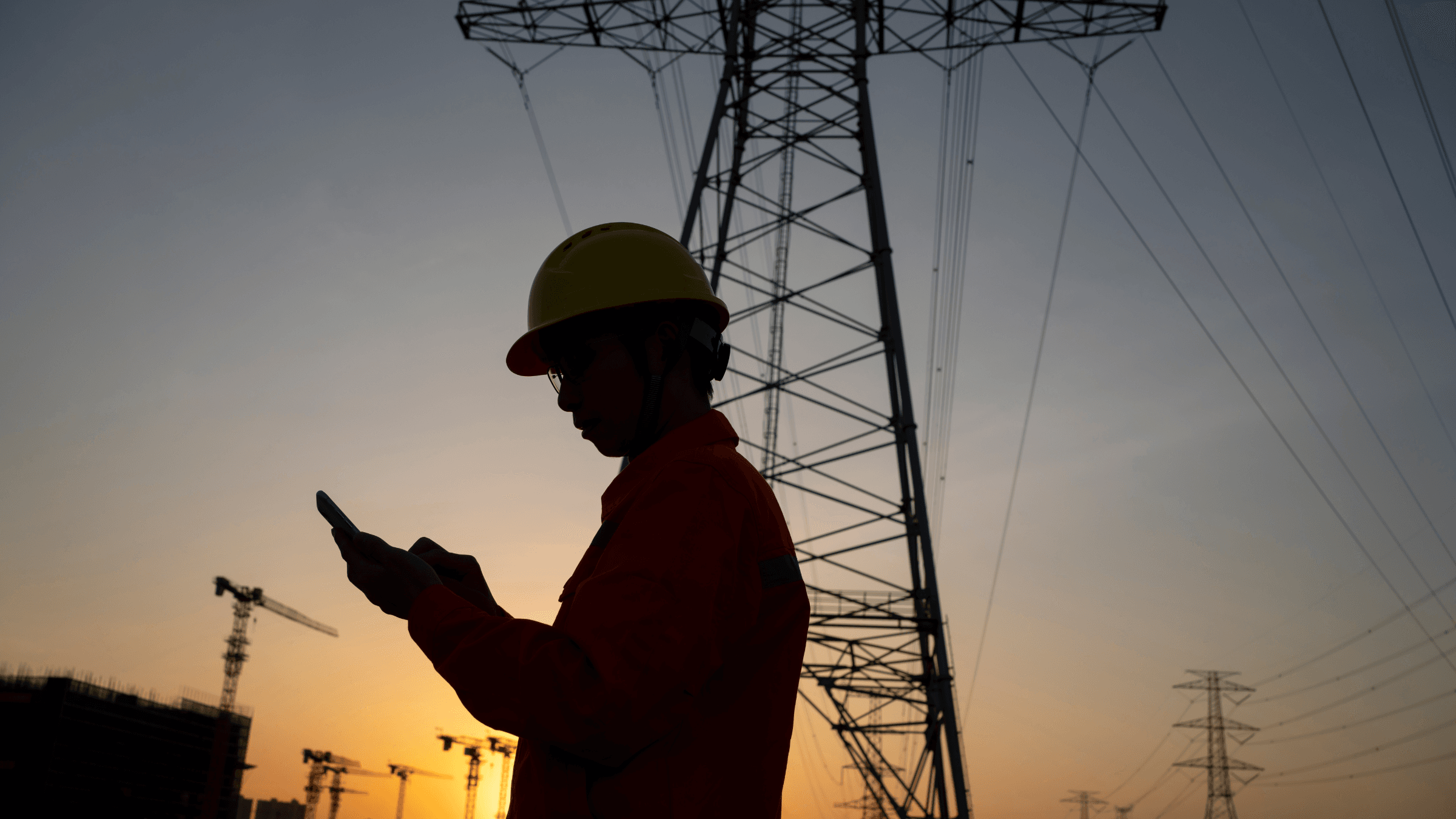 Achtergrondafbeelding met een uitnodigende sfeer die de professionele elektrotechnische service van ACC Elektrotechniek weerspiegelt.
